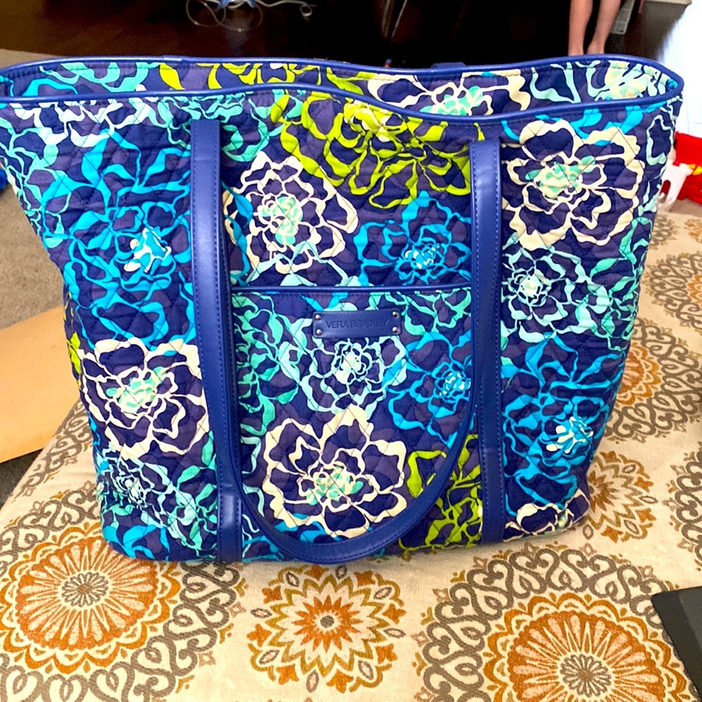 Vera Bradley Tote